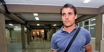 Guillermo Farré fue sondeado desde Alberdi. Trabaja con el Ruso Zielinski en Estudiantes (Foto: Sergio Cejas).