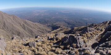 Una imagen del sorprendente Cerro Champaquí. (Foto: Agencia Córdoba Turismo)