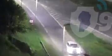 La pareja evadió un control en avenida Circunvalación.