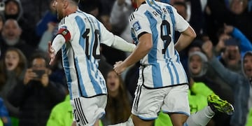 El festejo del gol frente a Ecuador.
