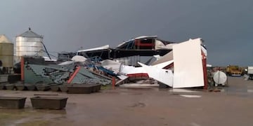 Destrozos en la zona fabril de Río Primero