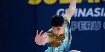 Kevin Riveros es campeón en gimnasia aeróbica, trabaja en una heladería y estudiará kinesiología.