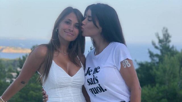 Antonela Roccuzzo y Daniela Semaan