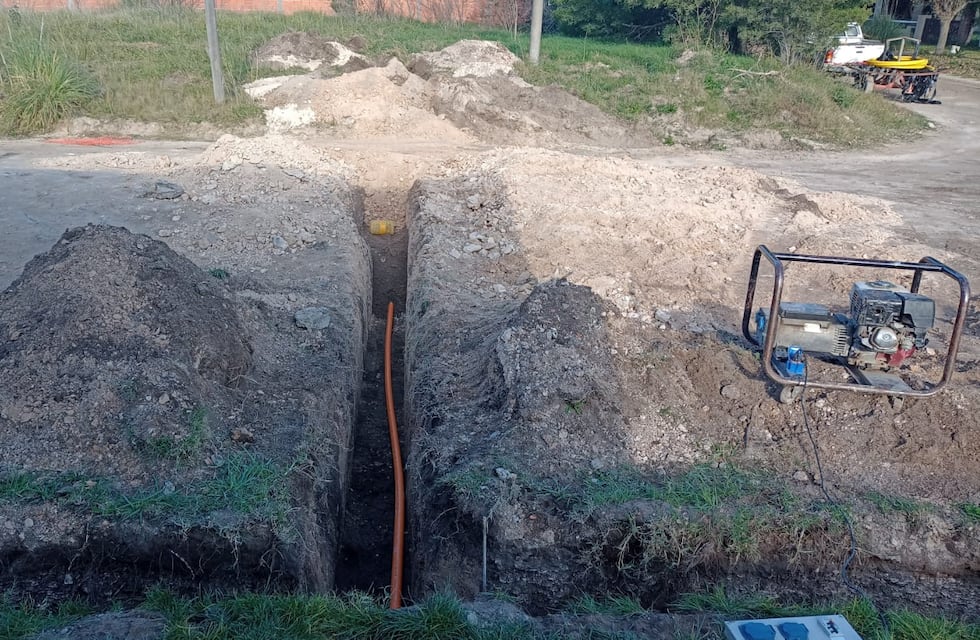 Acuerdo de la Municipalidad de Tres Arroyos con BAGSA para ampliar la red de gas de Cascallares y Claromecó