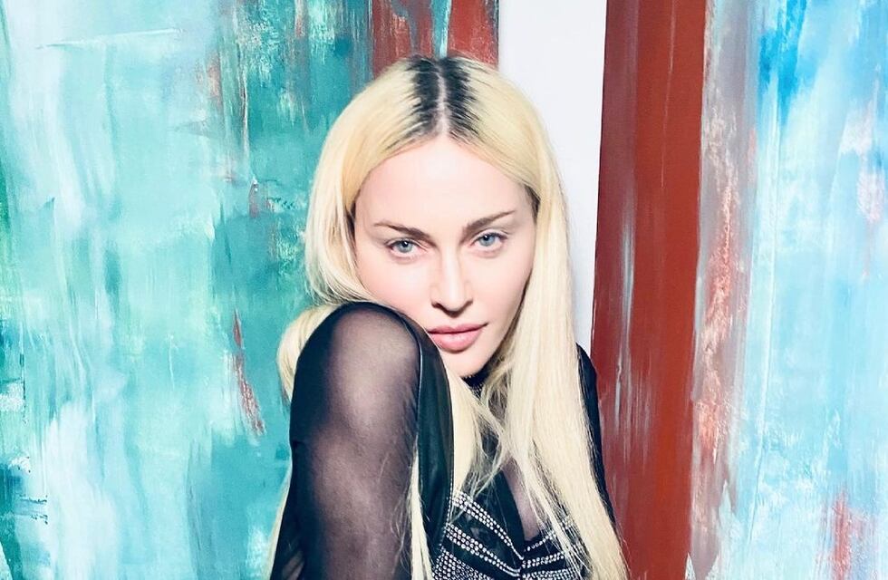 Madonna volvió a los escenarios con un traje de cuero, arnés y corpiño (literalmente) transparente