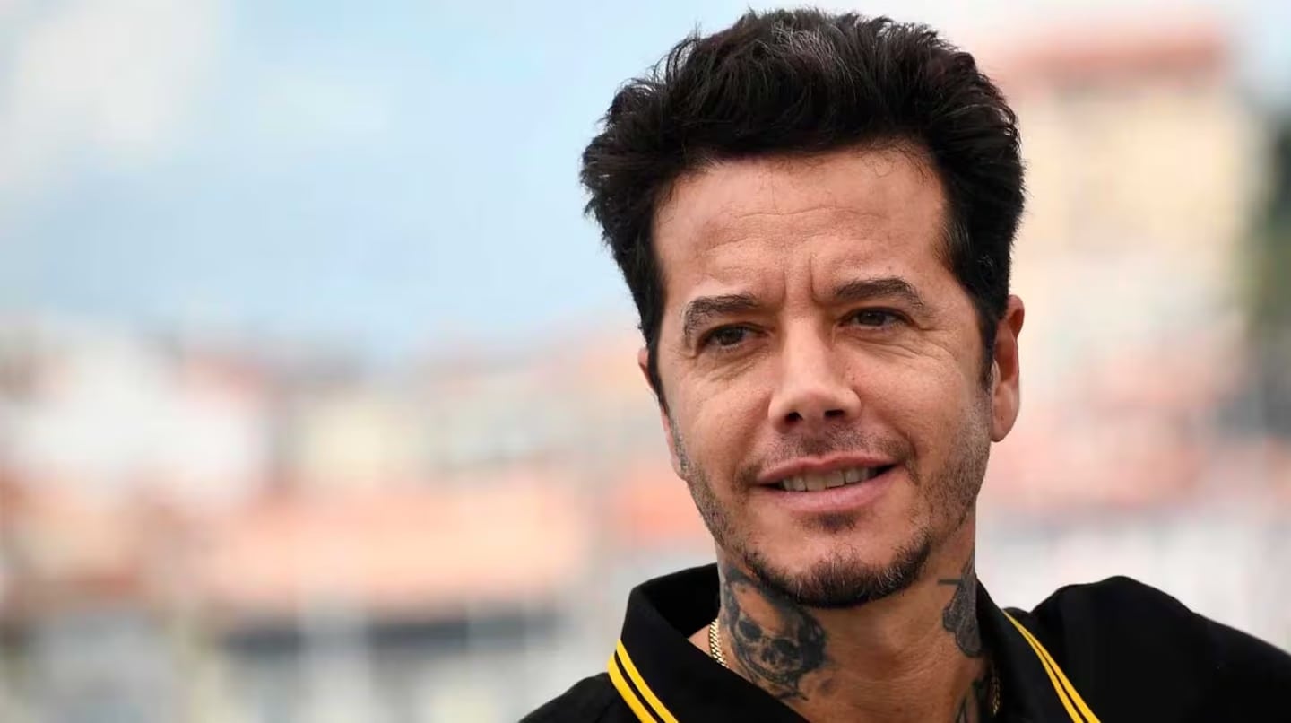 El productor fue visto de la mano con una de las actrices del momento.