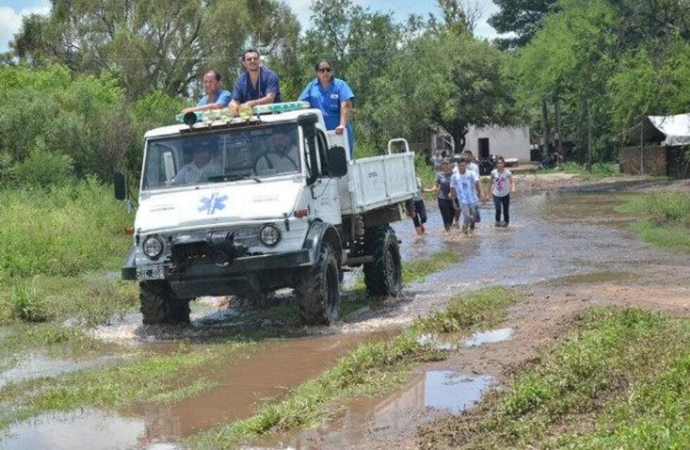 Más de 400 personas fueron asistidas tras las fuertes lluvias y vientos en Tucumán