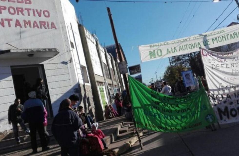 Con récord de asistentes, empezó la audiencia pública por la autovía de Punilla