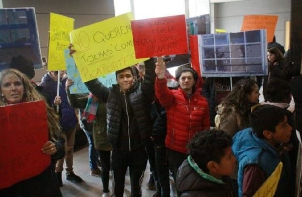 Estudiantes con frazadas: invertirán un millón de pesos en infraestructura