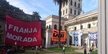 La Universidad Nacional de Rosario (UNR) lanza becas para estudiantes secundarios\u002E (Archivo)