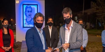 Cresto entregó aportes en Federación