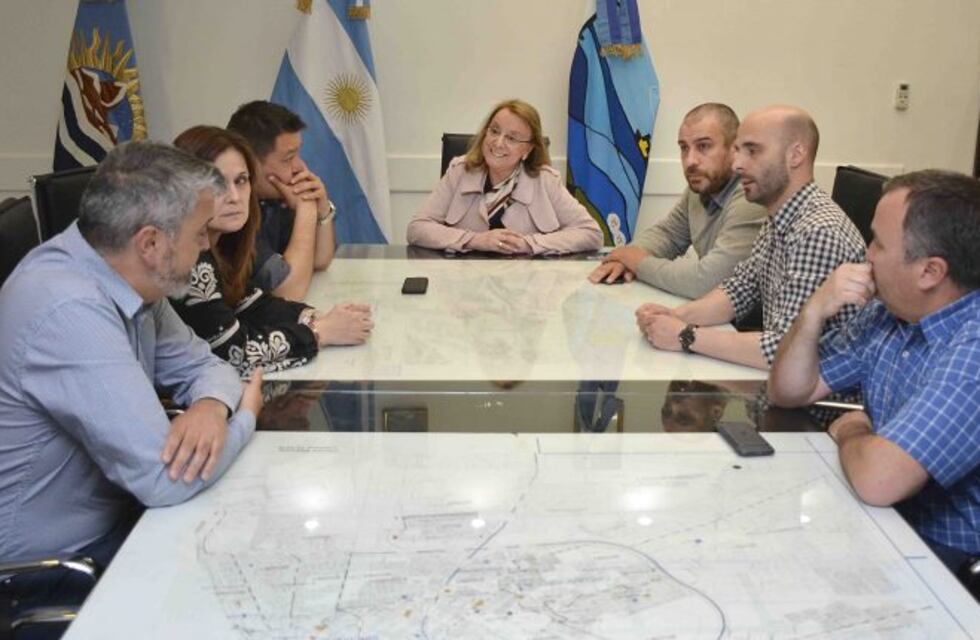 Caleta Olivia: reunión de la gobernadora con el Intendente