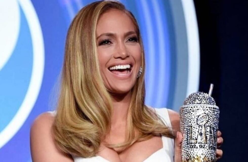 A los 50 años, Jennifer Lopez enloquece a sus seguidores con un video en la playa