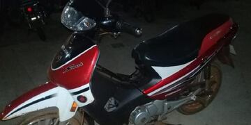 La moto fue recuperada a los pocos minutos de haber sido robada\u002E