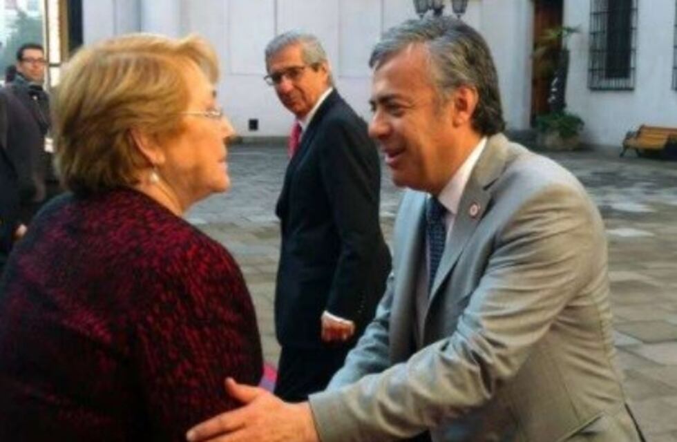 El mensaje de Cornejo a Bachelet y a las víctimas de la Ruta 7