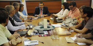 Lucas Pica, el titular de Trabajo de la provincia, encabezará la ronda de reuniones\u002E