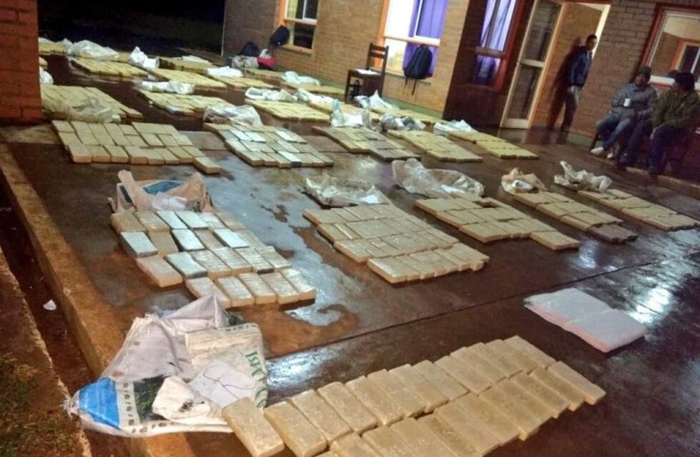 Incautaron 472 kilos de marihuana en ruta 213