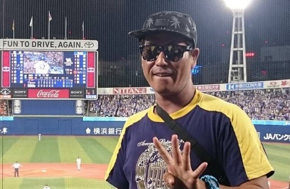 Loco y descontrolado por Central: Keijiro Aso hizo otra de las suyas en el aeropuerto de Abu Dabi
