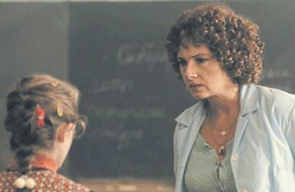 "La maestra", haciendo docencia con la indecencia