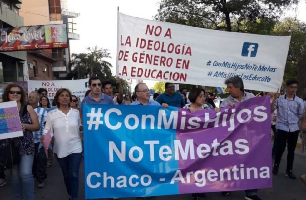 Una mujer denunció que tras una clase de "ideología de género", su hija empezó a considerarse varón