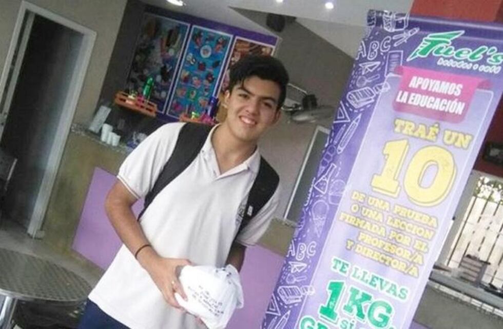 Un comerciante regala un kilo de helado a estudiantes que saquen 10 en el colegio
