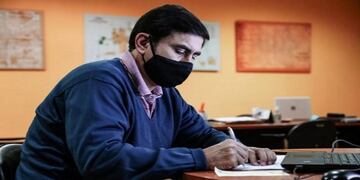 El intendente Martínez firmó el decreto de ampliación del horario de atención\u002E