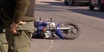 El rodado quedó tirado a metros del cruce con Alsina\u002E (Canal 3)