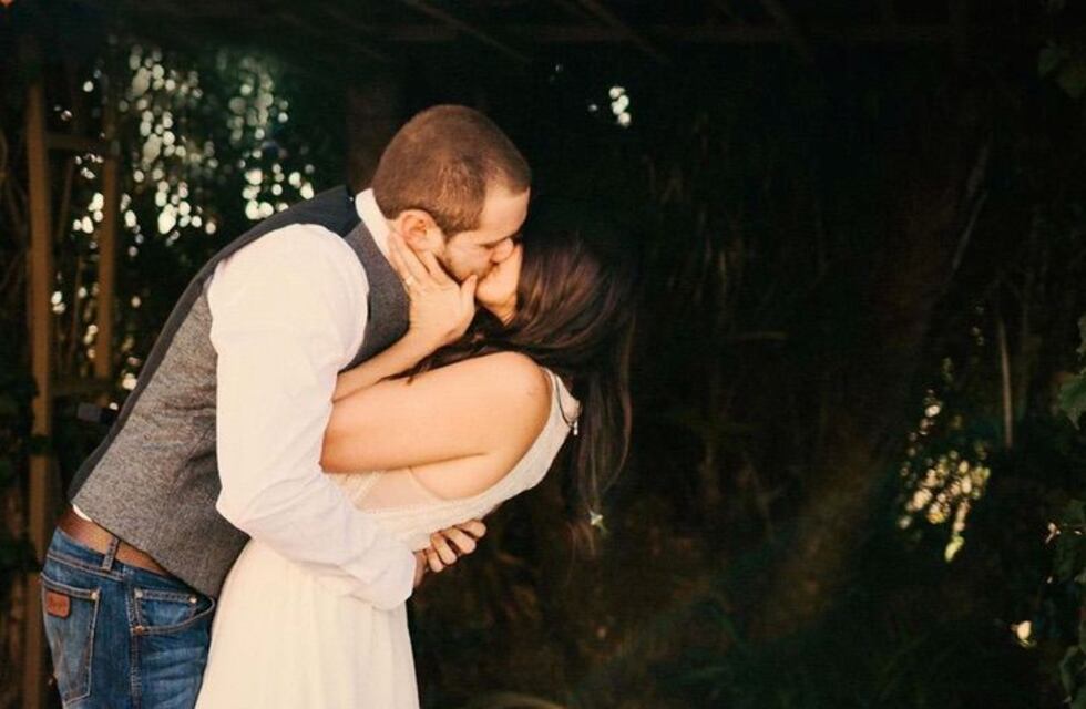 Se conocieron durante una tragedia y hoy viven una romántica historia de amor