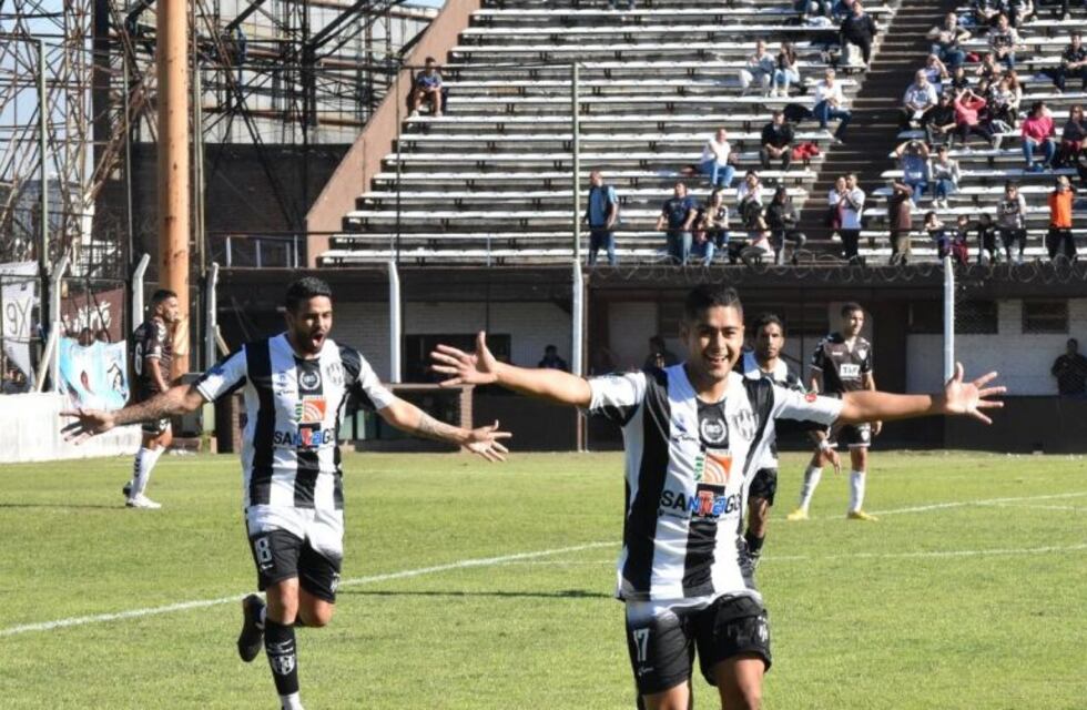 Con gol de un ex Talleres, el equipo del Sapito Coleoni a semi en la B Nacional
