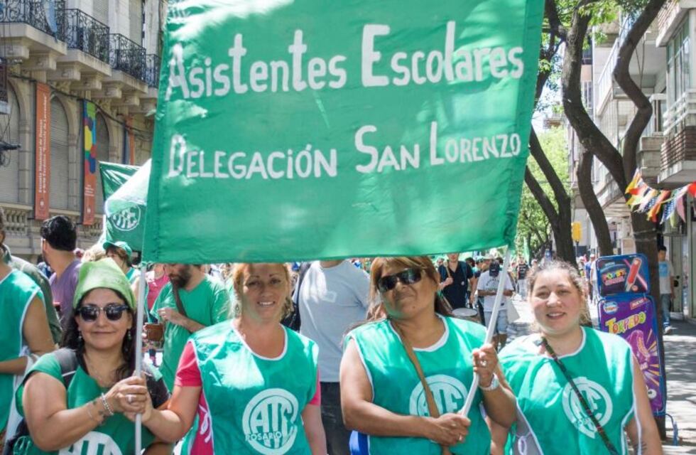 Asistentes escolares reclaman reapertura de paritarias