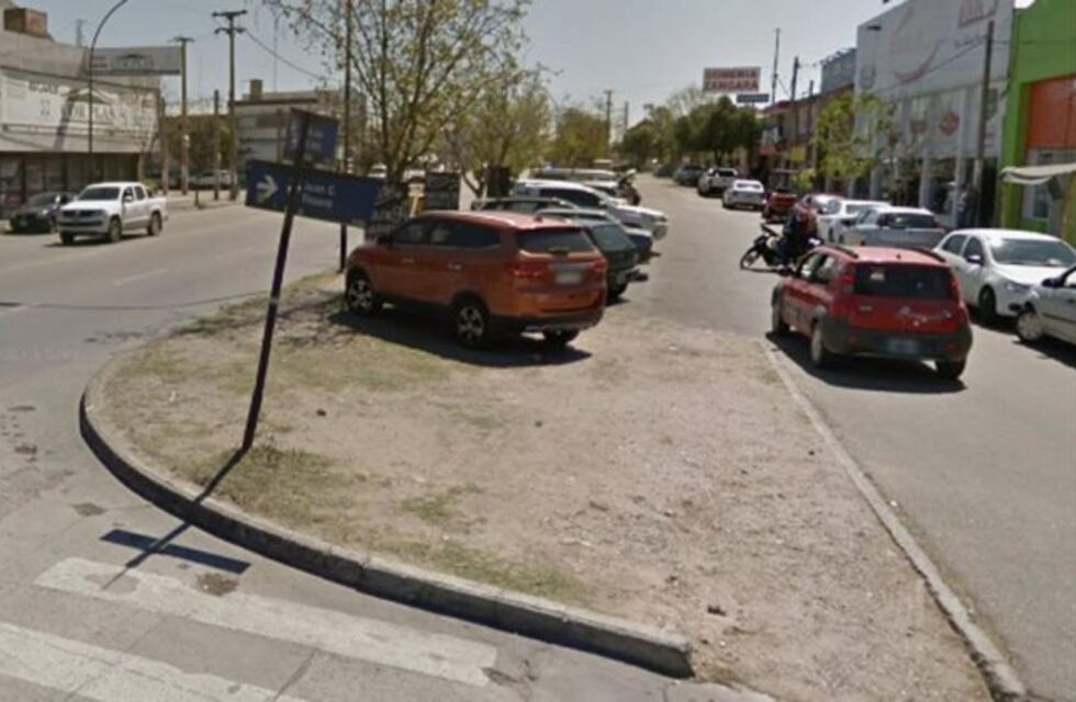 Motociclista murió en Alta Córdoba tras chocar con un cesto de basura