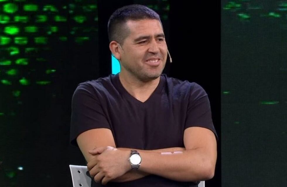 Riquelme: "Messi es el mejor del mundo e Iniesta el que mejor entiende el juego"