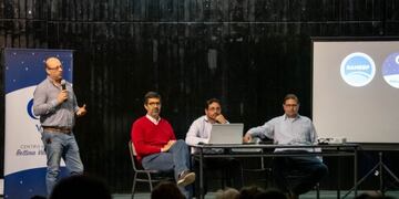 Autoridades de Sameep expusieron en la Escuela Técnica Nº 21 el programa \