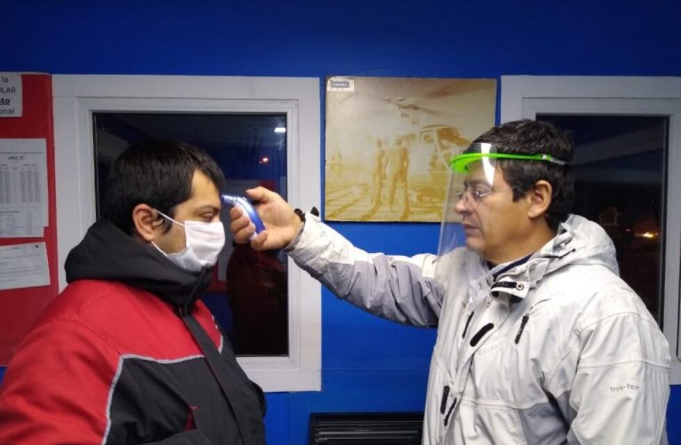 Control sanitario a los trabajadores de las empresas del sector petrolero y gasífero de la Provincia