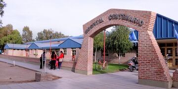 Delincuentes robaron las canillas del hospital de Centenario