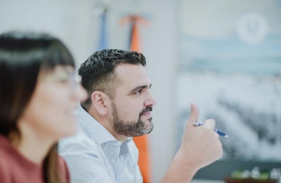 Walter Vuoto en dialogo virtual con los jóvenes de la Asociación Civil Protagonismo Juvenil TDF