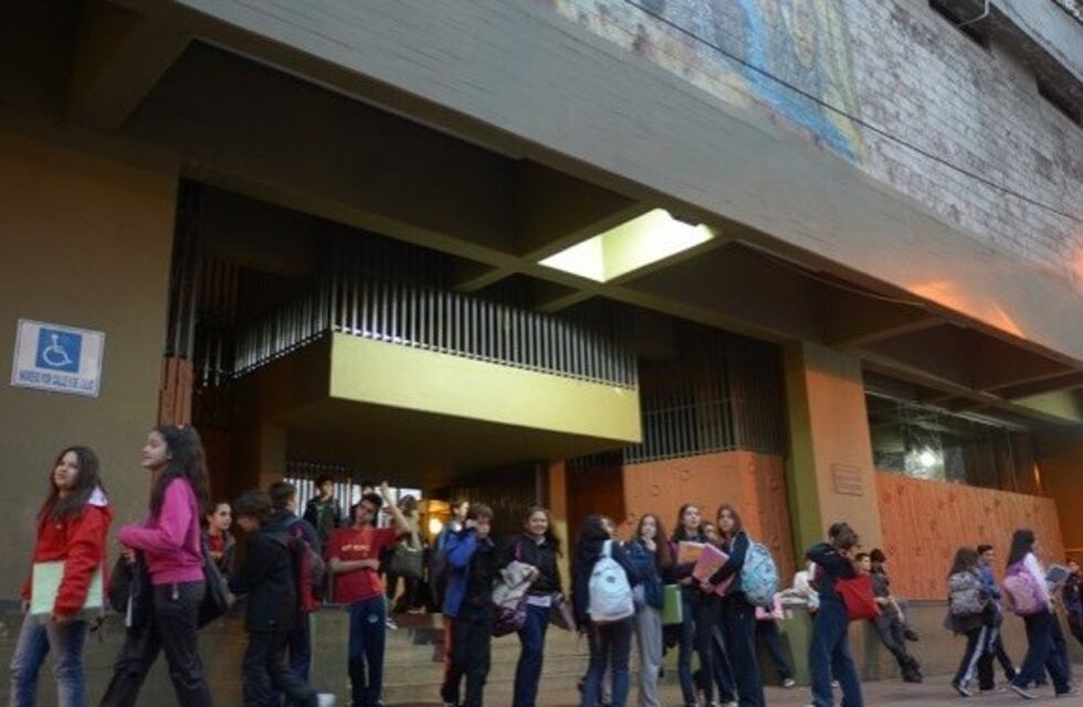 Padres autoconvocados de la UNCuyo toman medidas