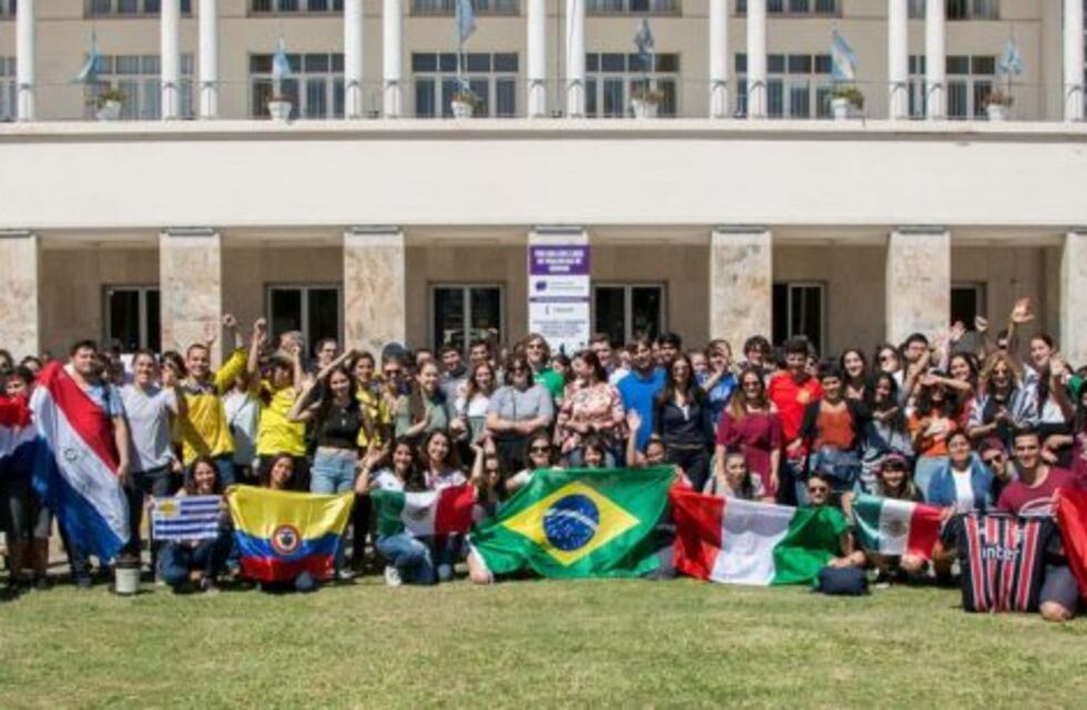 La UNC le dio la bienvenida a 139 estudiantes extranjeros