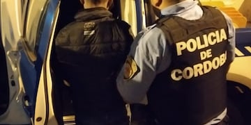 Dos detenidos en Despeñaderos: se resistieron a un control y agredieron a un Policía