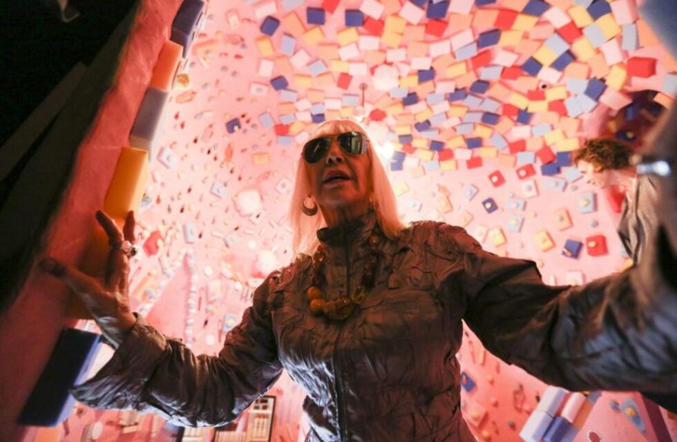 Se inaugura muestra de Marta Minujín en Córdoba