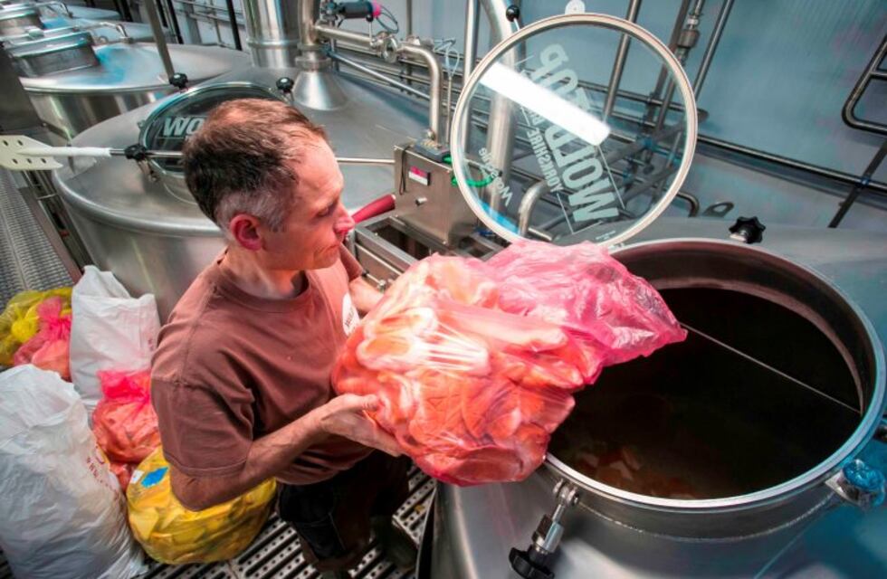 En Inglaterra crearon una cerveza a partir de pedazos de pan