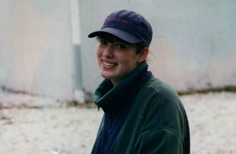 Estaba desaparecida desde hacía 20 años y volvió para revelar un oscuro secreto familiar