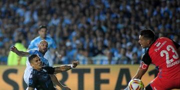 La derrota en Avellaneda pone a Belgrano en la obligación de ganar los seis puntos que faltan por disputarse\u002E