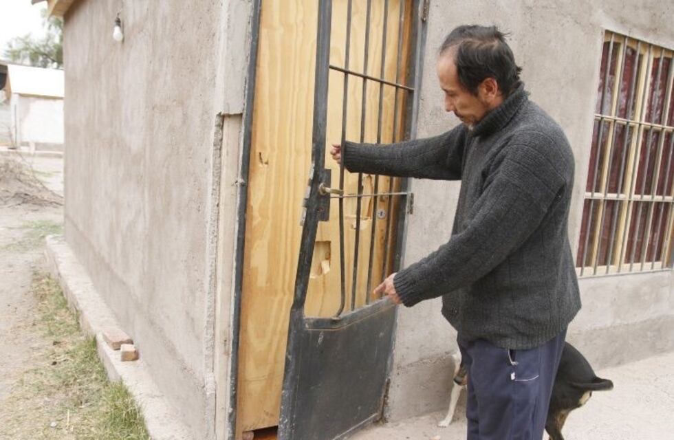 El día que estrena su casa, ladrones le roban electrodomésticos y $30.000