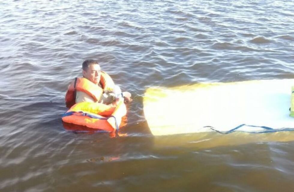 Rescataron a tres personas del dique de Cruz del Eje