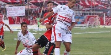 Deportivo Maipú y Huracán Las Heras juegan desde las 21\u002E30 por la clasificación a la siguiente instancia de la Copa Argentina\u002E