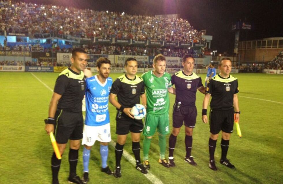 Así recibieron a Pablo Aimar en su partido despedida