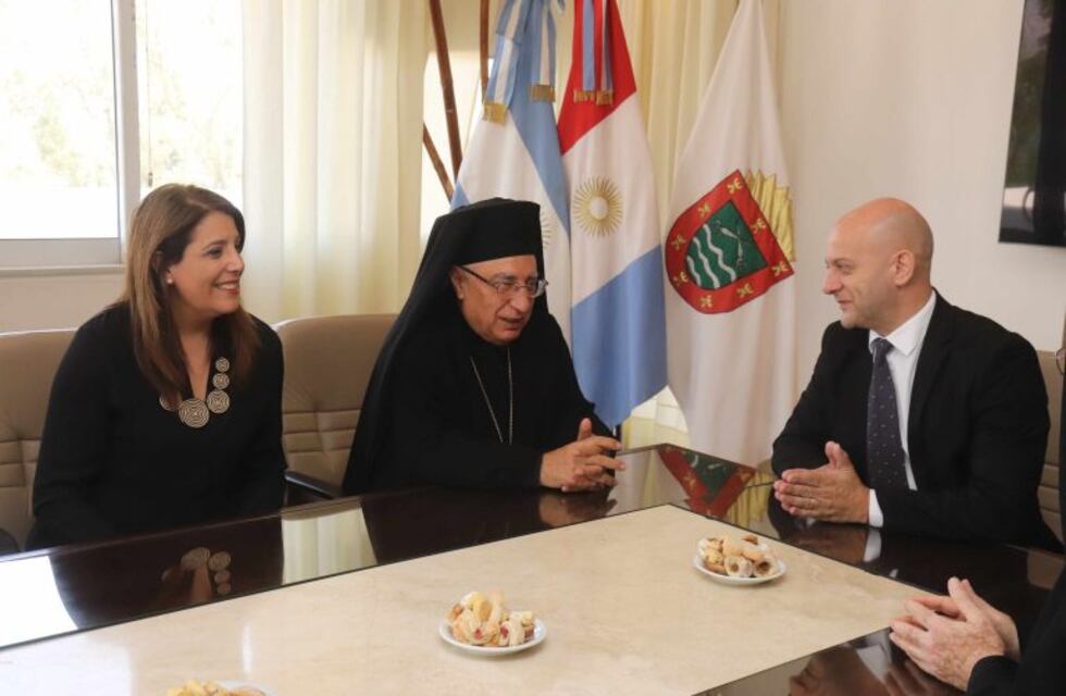 La visita del Patriarca Joseph Absi: acto de bienvenida, paseo y almuerzo en Carlos Paz