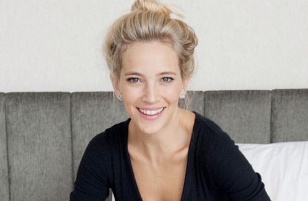 Luisana Lopilato se fotografió en la cocina ¡una bomba!