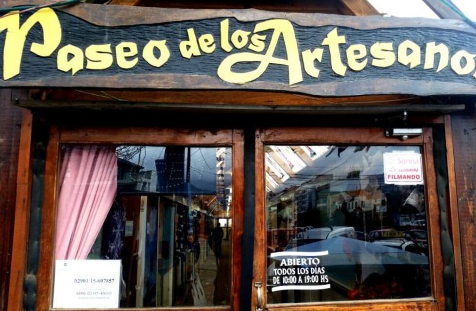 Doce años de Arte y Cultura Nacional en la Feria fueguina "Gastelumendi"